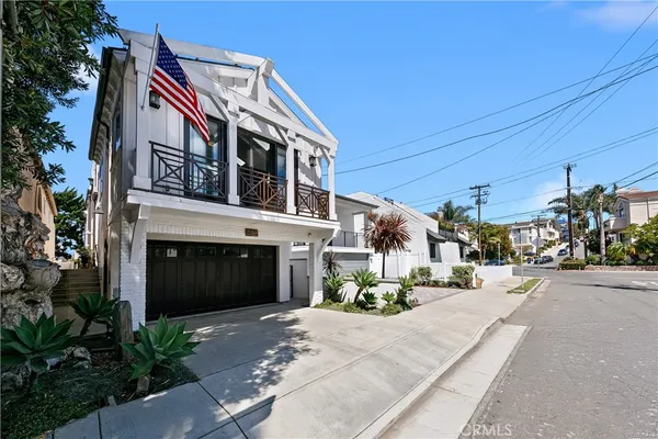 $3,495,000 | 557 3rd Street, Hermosa Beach, CA 90254