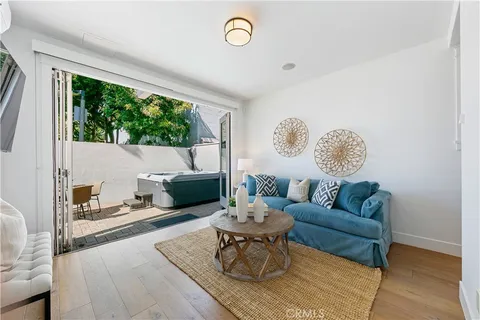 $3,495,000 | 557 3rd Street, Hermosa Beach, CA 90254