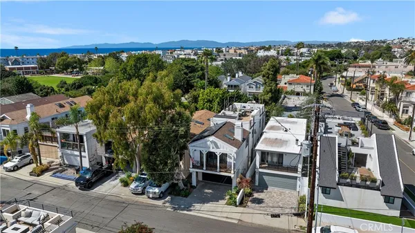 $3,495,000 | 557 3rd Street, Hermosa Beach, CA 90254