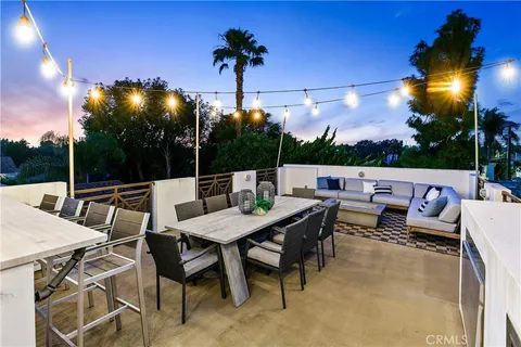 $3,495,000 | 557 3rd Street, Hermosa Beach, CA 90254