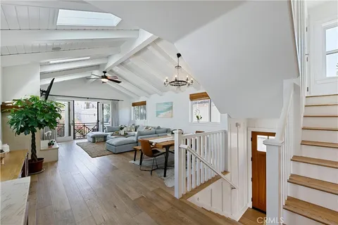 $3,495,000 | 557 3rd Street, Hermosa Beach, CA 90254