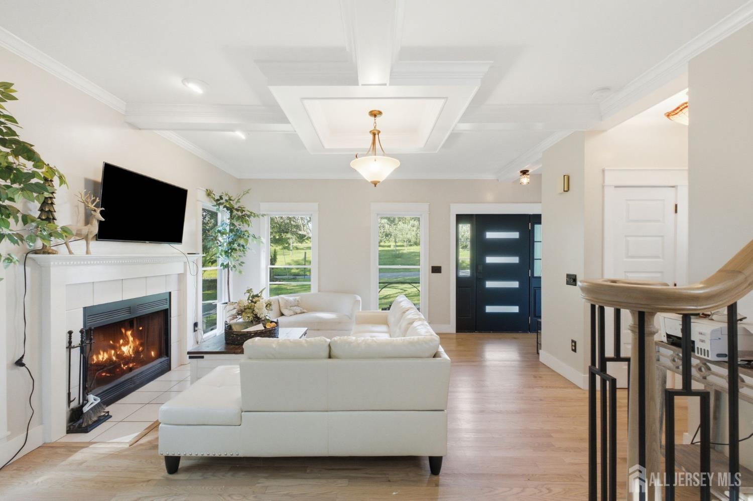 113 Oakdale Road Chester, NJ 07930 - Photo 17 of 47 Gallery Image 17