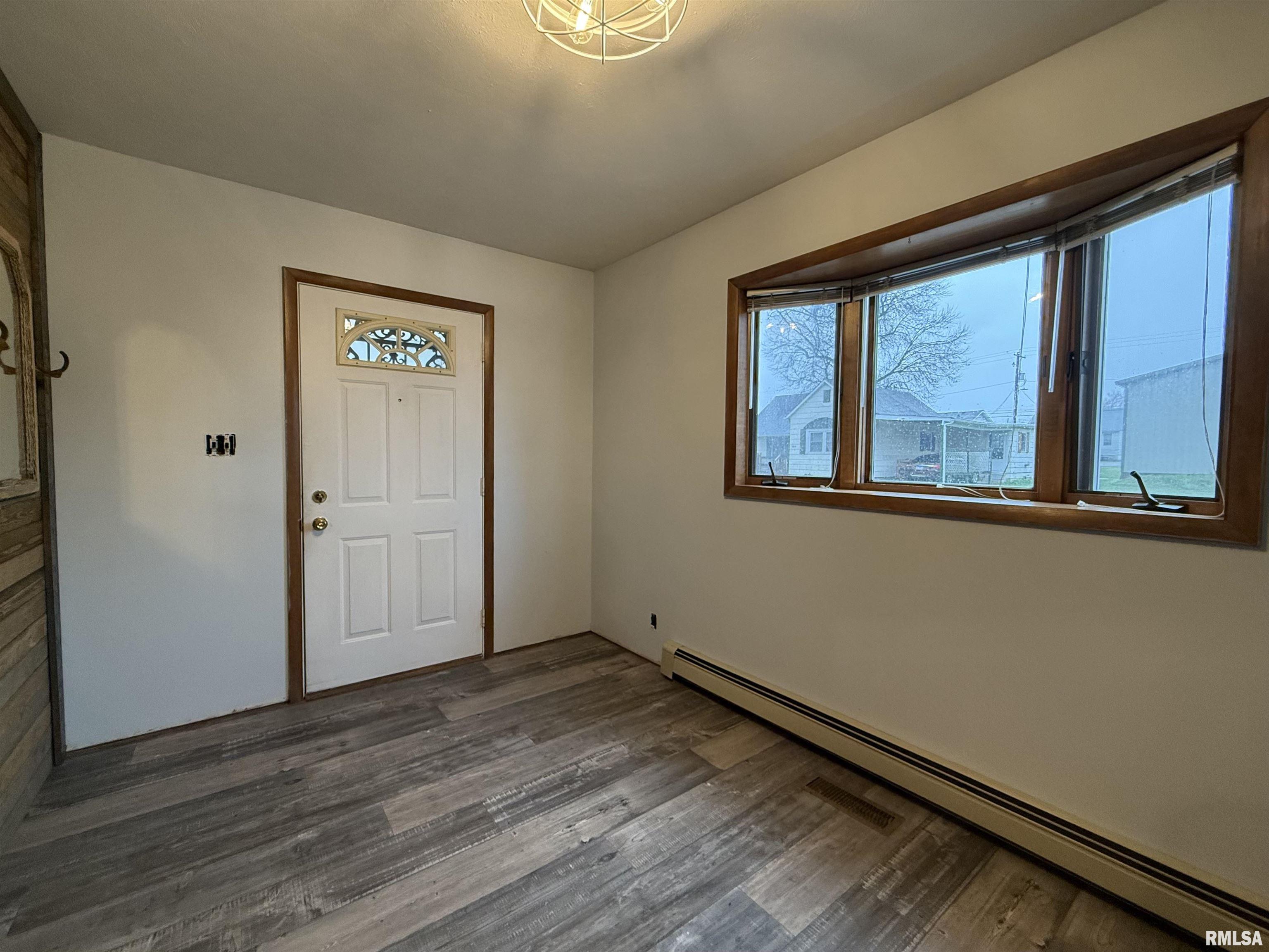 809 South 16th Street Herrin, IL 62948 - Photo 3 of 18