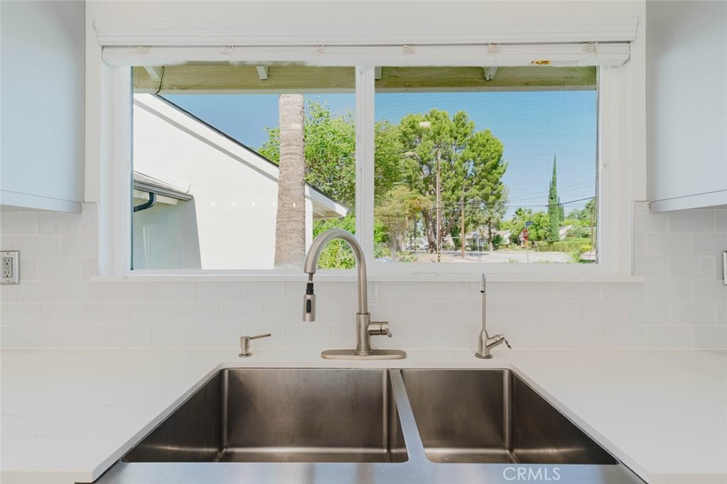 11072 Chimineas Avenue Porter Ranch, CA 91326 - Photo 15 of 46