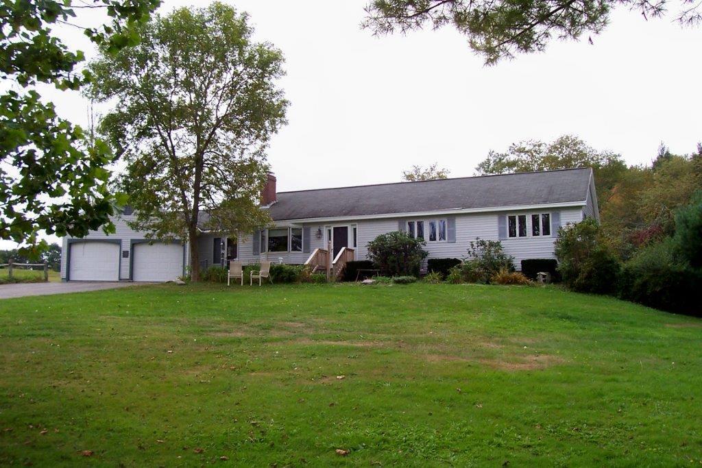 593 West Main Street Waldoboro, ME 04572 - Photo 1 of 35 100_6170