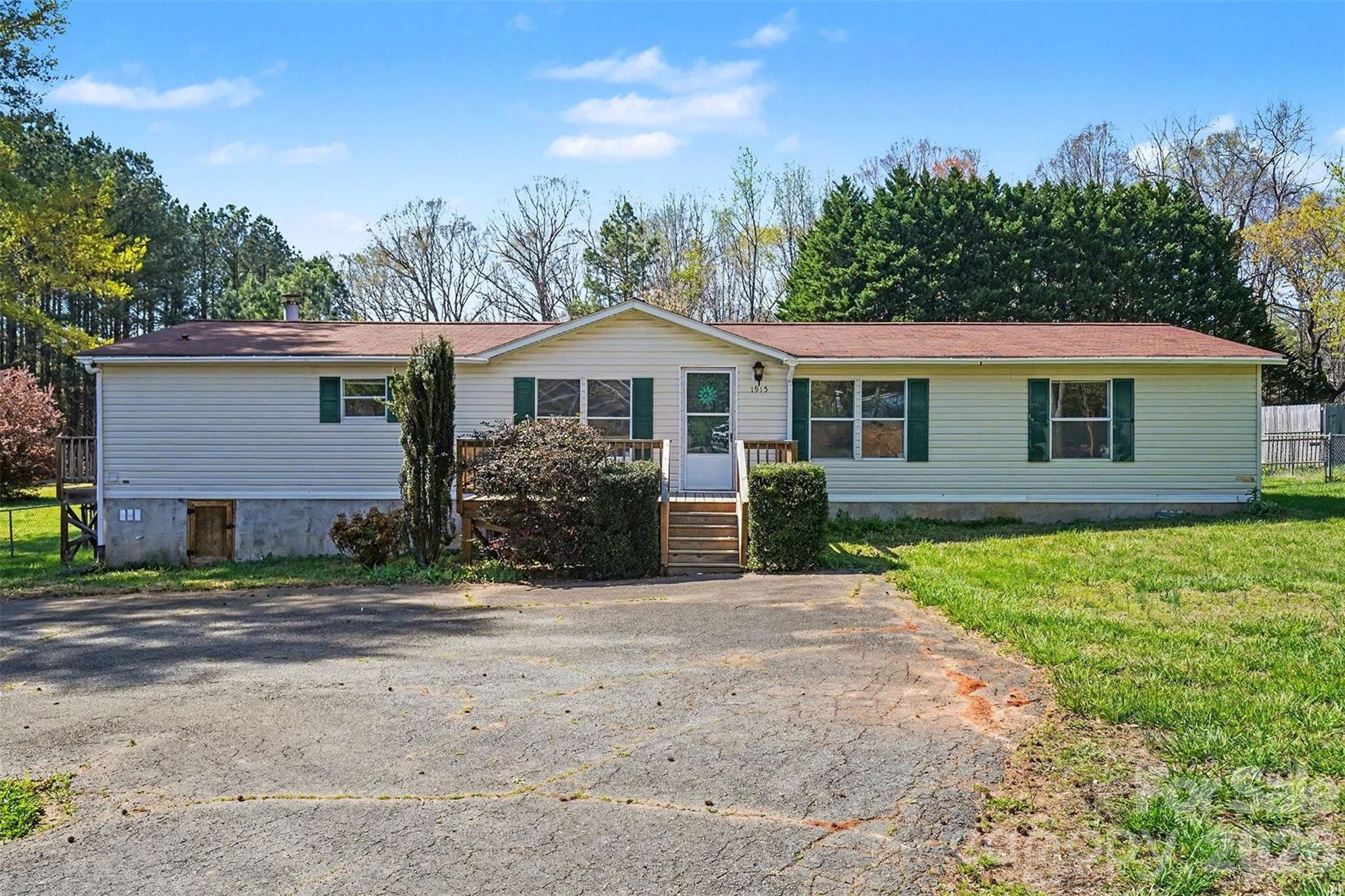 1915 Beth Haven Church Road Denver, NC 28037 - Photo 2 of 30