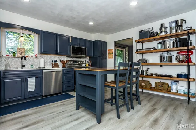 $339,900 | 612 North 1st Street, Mascoutah, IL 62258