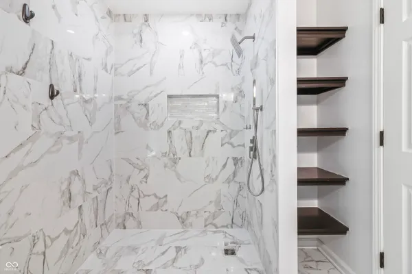 $2,995 | 11243 Catalina Drive, Fishers, IN 46038