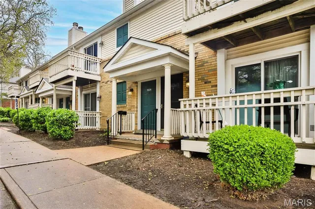 $149,900 | 1626 High School Drive, St. Louis, MO 63144