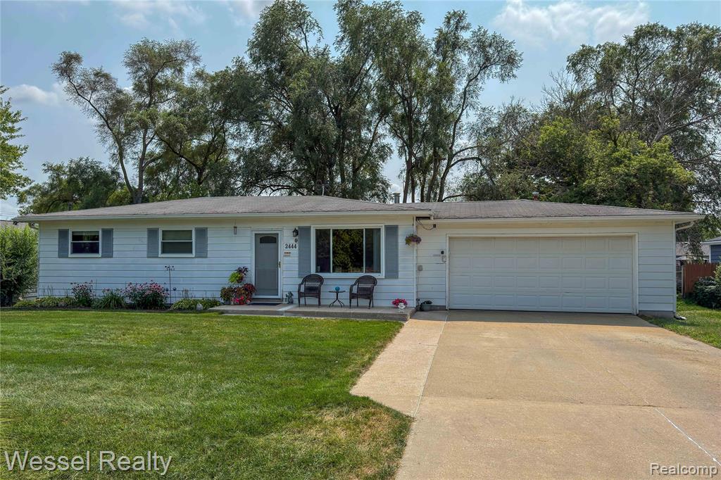 2444 Howe Street Utica, MI 48317 - Photo 29 of 29 Gallery Image 29