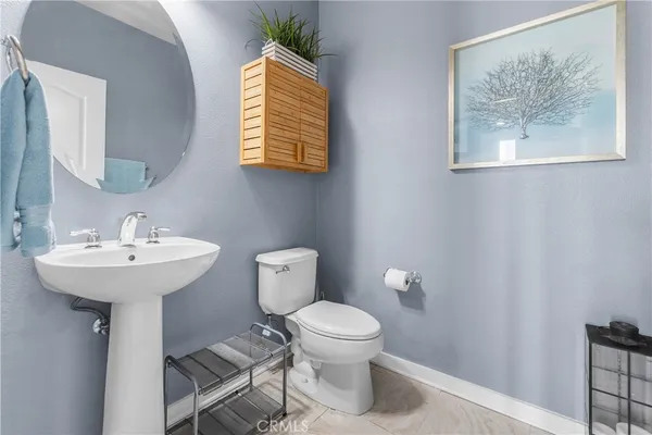$1,149,000 | 5410 West 149th Place, Unit 11, Hawthorne, CA 90250