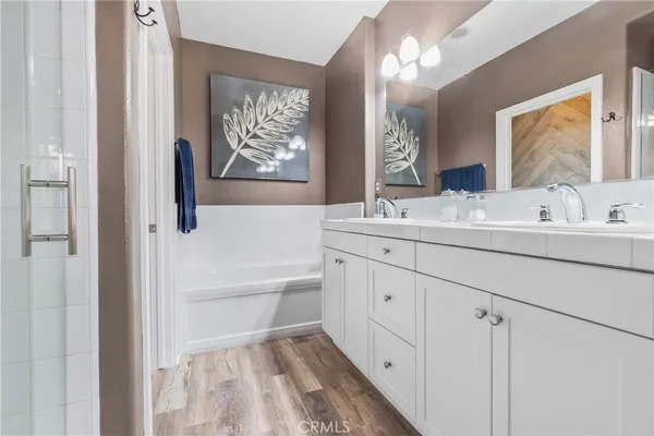 $1,149,000 | 5410 West 149th Place, Unit 11, Hawthorne, CA 90250