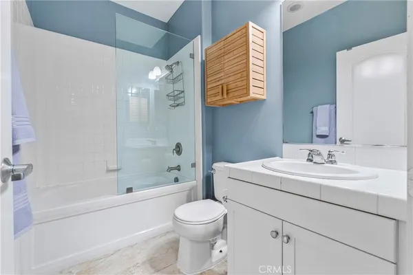 $1,149,000 | 5410 West 149th Place, Unit 11, Hawthorne, CA 90250