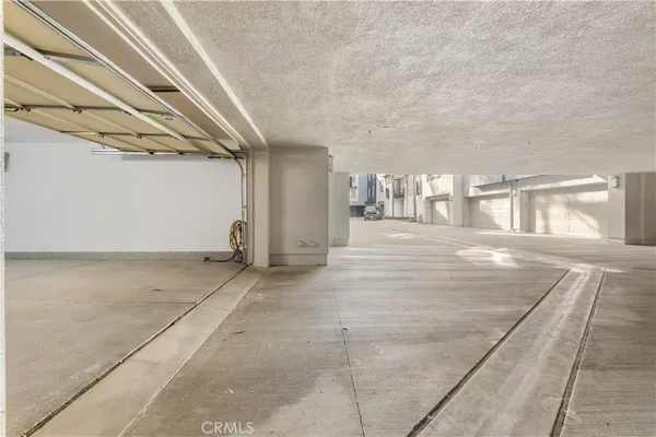 $1,149,000 | 5410 West 149th Place, Unit 11, Hawthorne, CA 90250