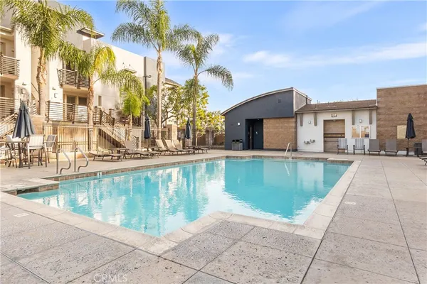 $1,149,000 | 5410 West 149th Place, Unit 11, Hawthorne, CA 90250