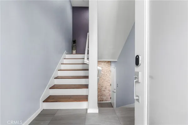 $1,149,000 | 5410 West 149th Place, Unit 11, Hawthorne, CA 90250