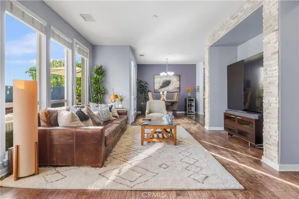 $1,149,000 | 5410 West 149th Place, Unit 11, Hawthorne, CA 90250