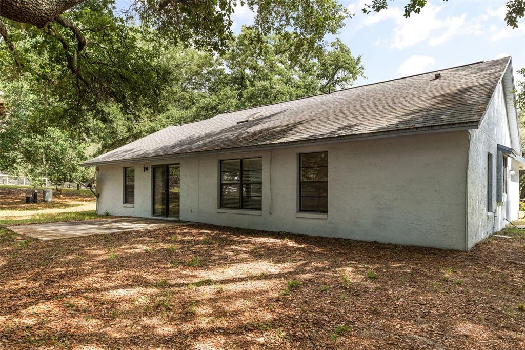 16104 Sandhill Road Winter Garden, FL 34787 - Photo 3 of 36