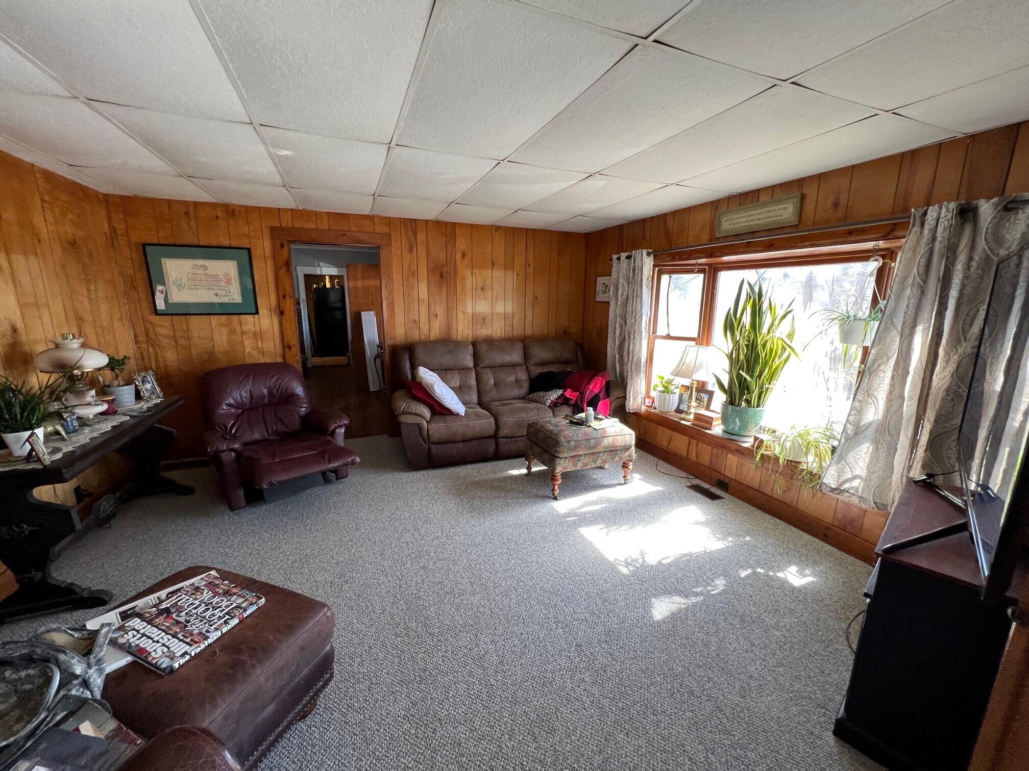 147 Buxton Road Saco, ME 04072 - Photo 7 of 22 6