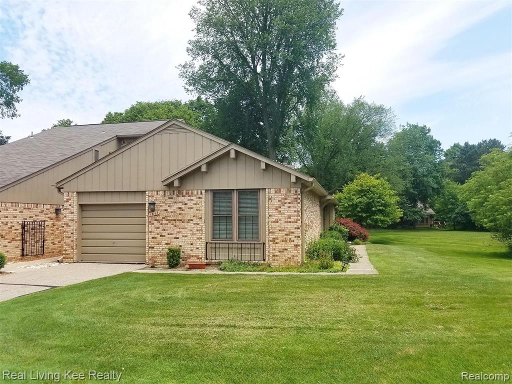 1893 Christy Court Rochester Hills, MI 48309 - Photo 33 of 37