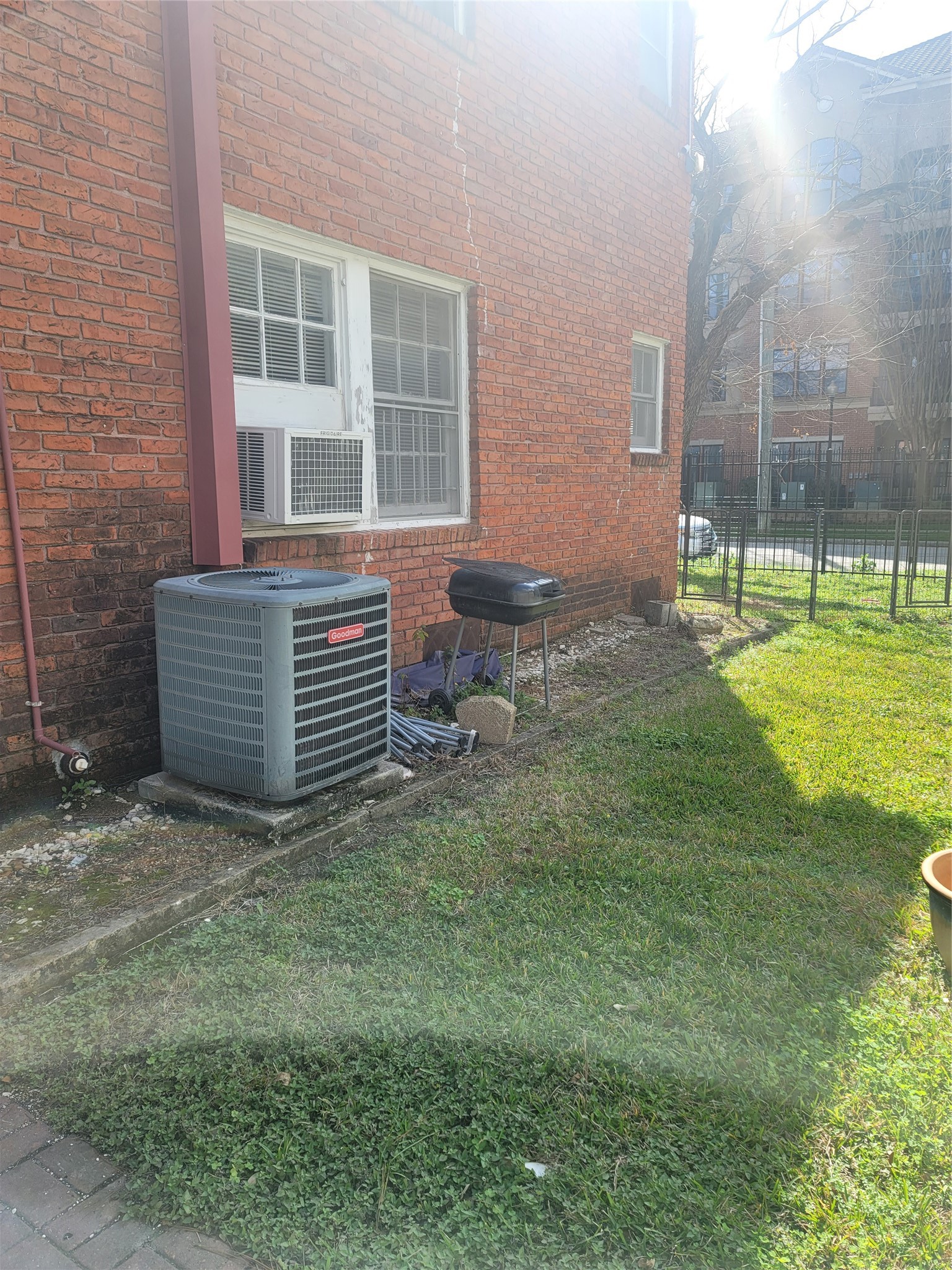 5614 Chartres Street, Unit 5 Houston, TX 77004 - Photo 13 of 14