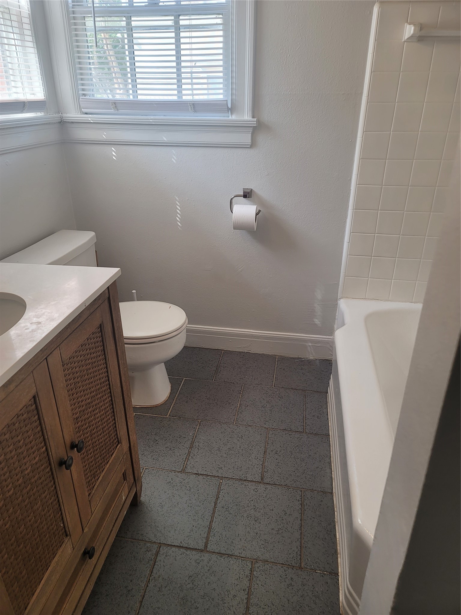 5614 Chartres Street, Unit 5 Houston, TX 77004 - Photo 5 of 14