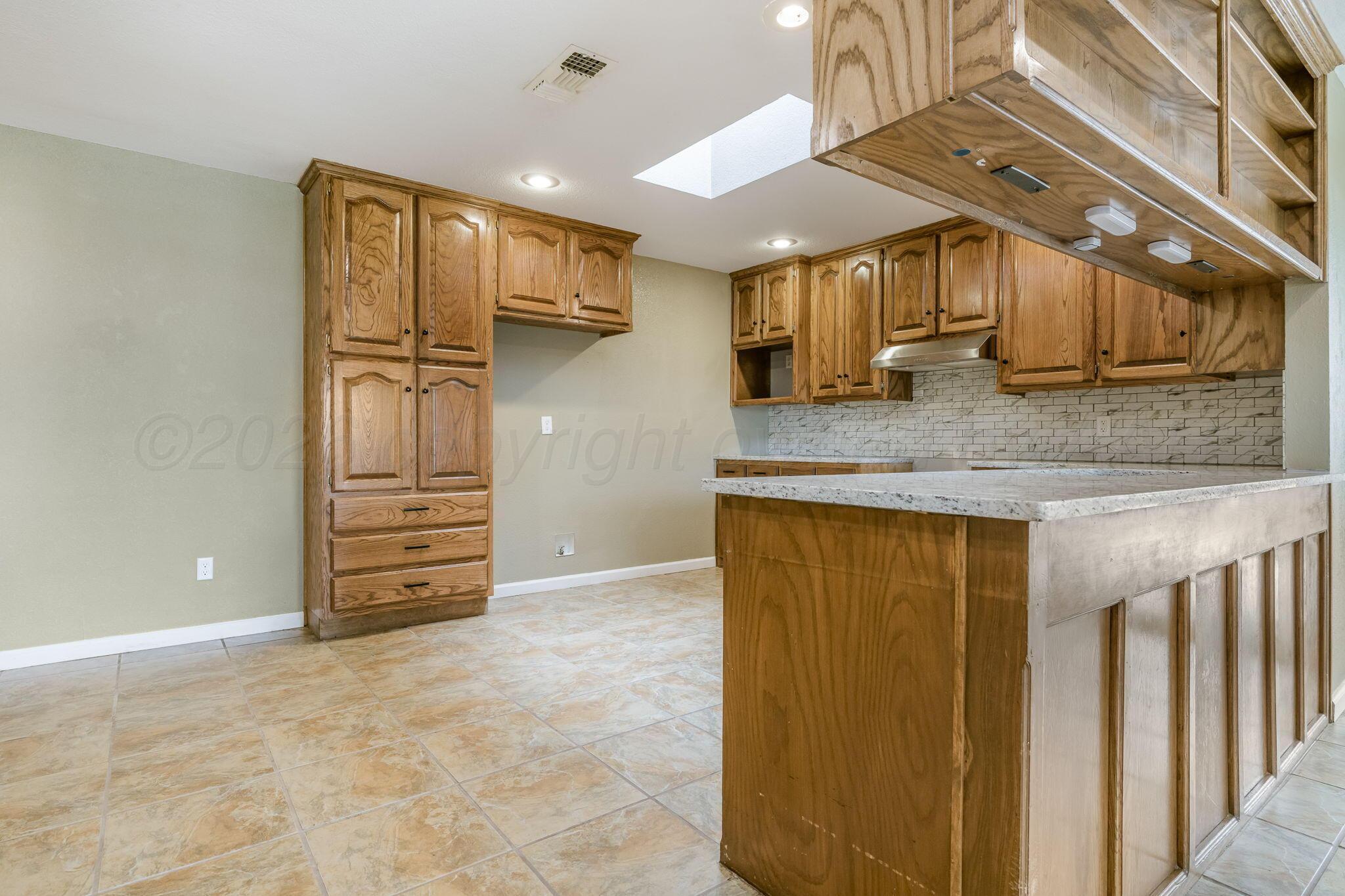 5305 Spanky Lane Amarillo, TX 79110 - Photo 5 of 24 5305 Spanky Ln 10