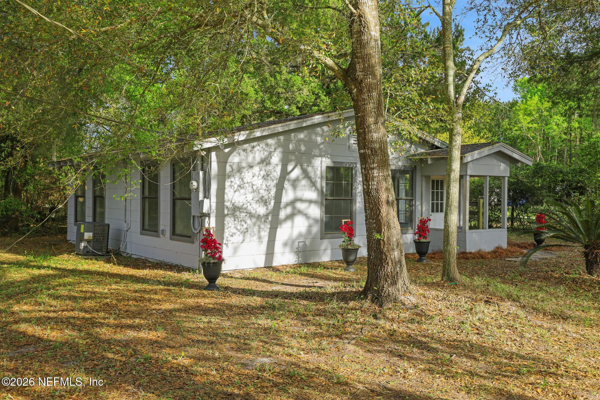 1133 Girvin Road Jacksonville, FL 32225 - Photo 9 of 69 40-web-or-mls-2Z2A4913