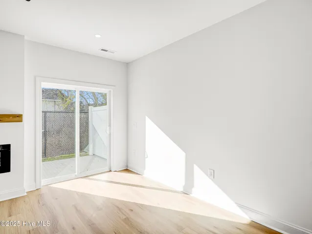 $335,000 | 253 Townhome Lane, Unit 253, Southern Pines, NC 28387