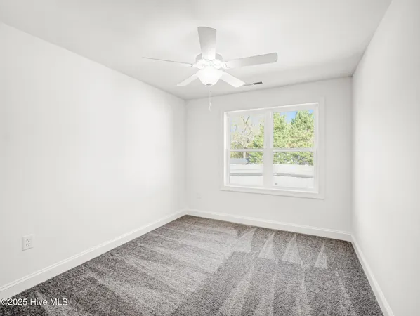 $335,000 | 253 Townhome Lane, Unit 253, Southern Pines, NC 28387