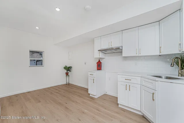 $698,888 | 494 Winant Avenue | Rossville