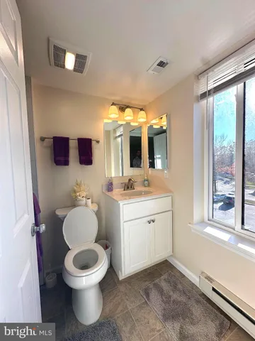 $239,900 | 15210 Elkridge Way, Unit 913K, Silver Spring, MD 20906