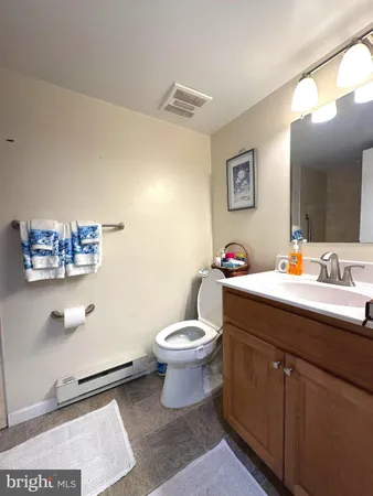 $239,900 | 15210 Elkridge Way, Unit 913K, Silver Spring, MD 20906