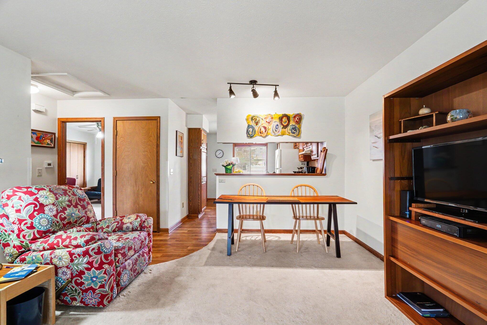 5168 Green Meadow Road, Unit 85 Kalamazoo, MI 49009 - Photo 4 of 15 002_file_6728