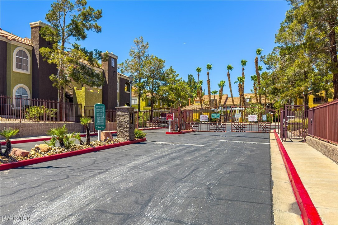 7950 West Flamingo Road, Unit 1138 Las Vegas, NV 89147 - Photo 2 of 34