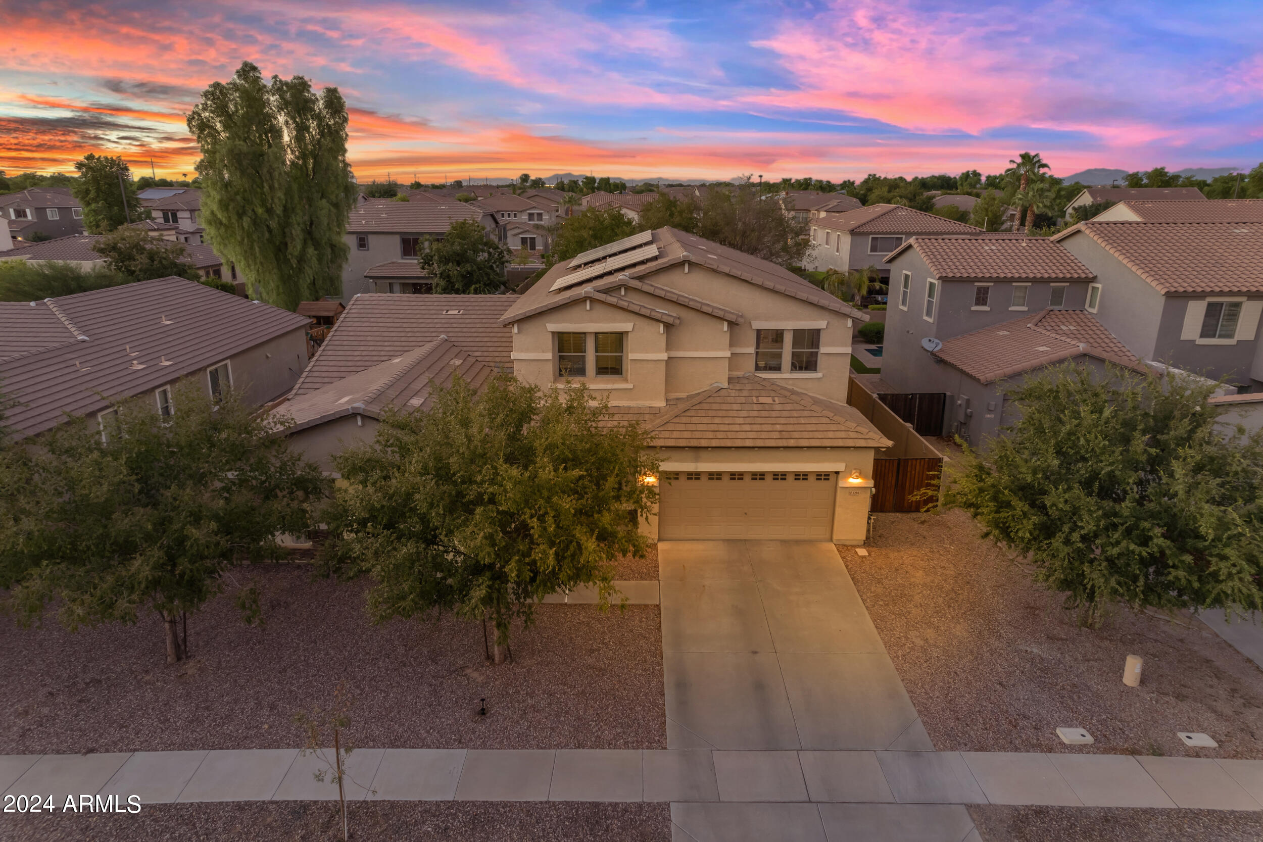 3294 East Blue Ridge Way Gilbert, AZ 85298 - Photo 3 of 85 2_224_a4m_nh