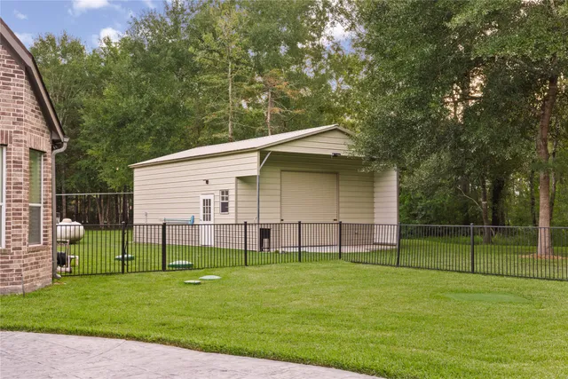 $2,150,000 | 24015 Pack Saddle Trail, New Caney, TX 77357