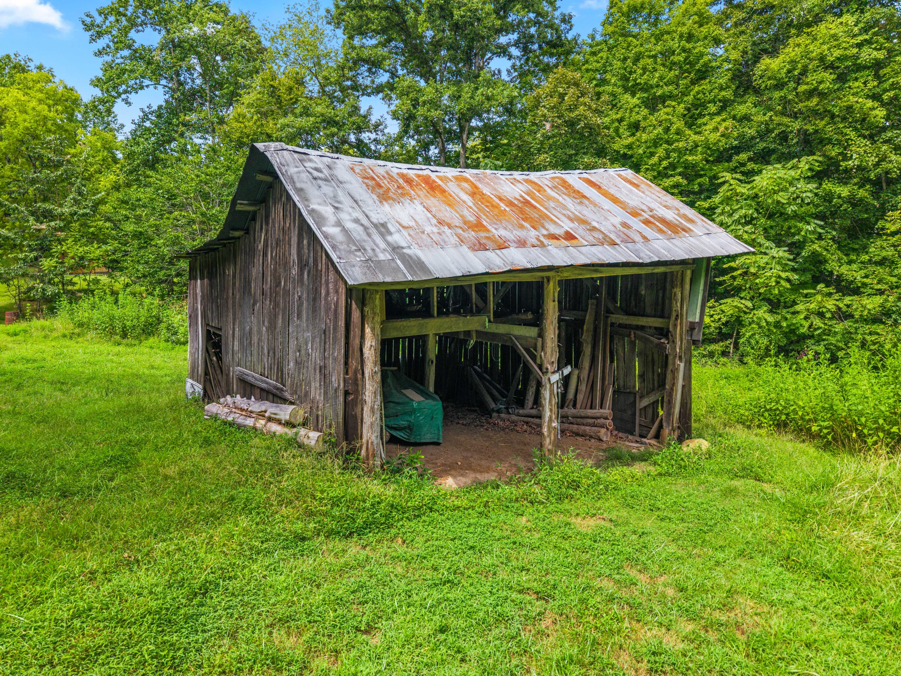 480 Phillips Hollow Road Monticello, KY 42633 - Photo 20 of 33 480 Phillips Photo-24