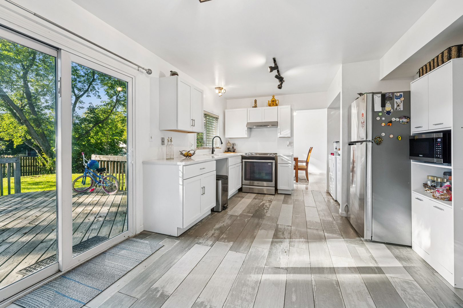 1535 Teri Lane Algonquin, IL 60102 - Photo 8 of 25