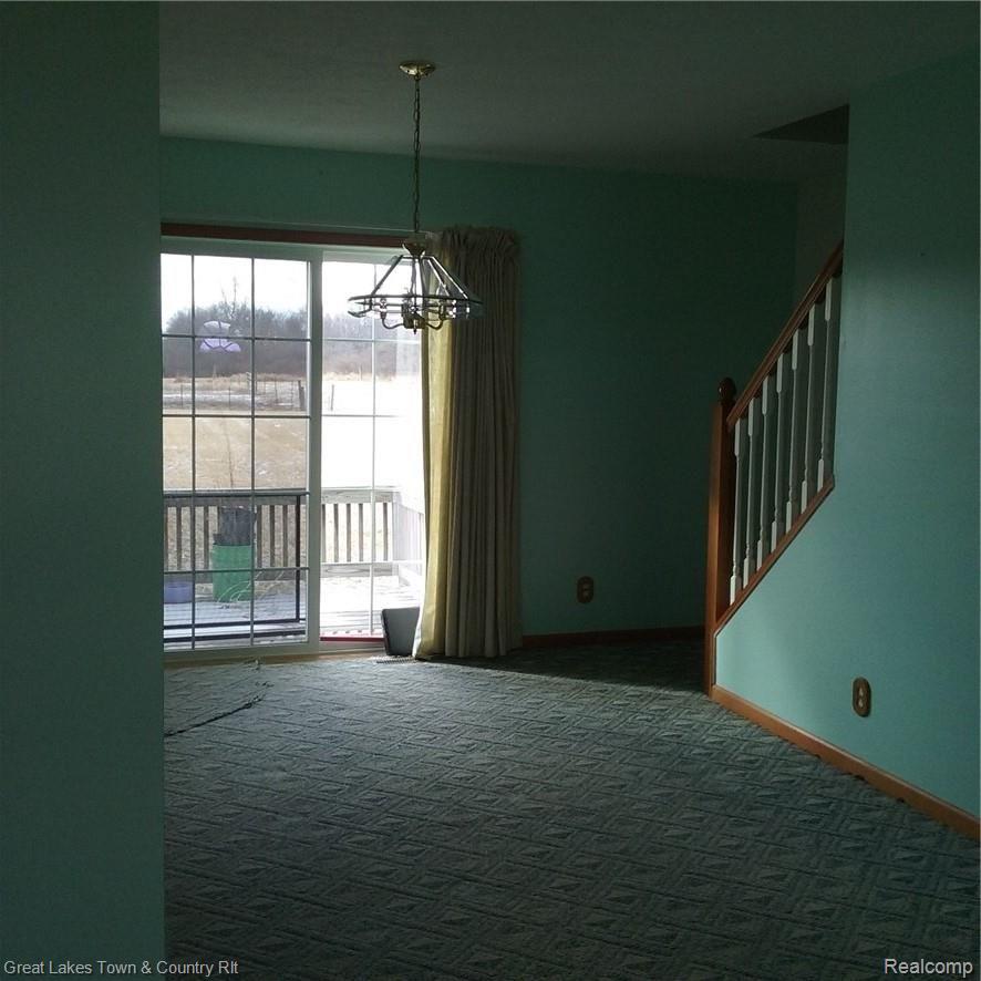 3065 West Sutton Road Lapeer, MI 48446 - Photo 11 of 19 Diningroom.jpg