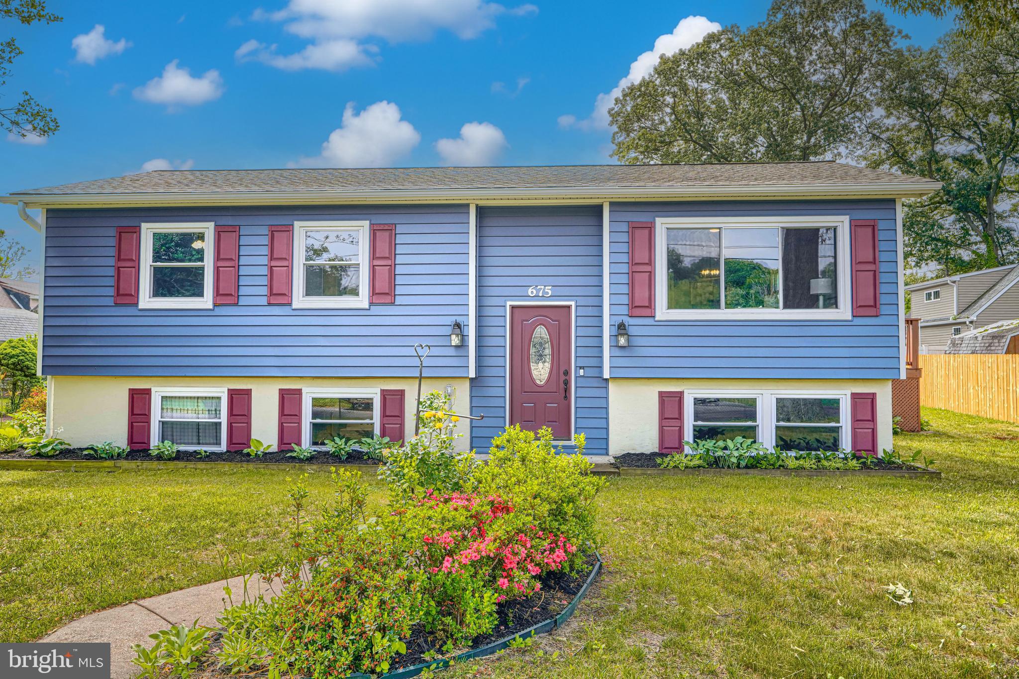 675 211th Street Pasadena, MD 21122 - Photo 3 of 51