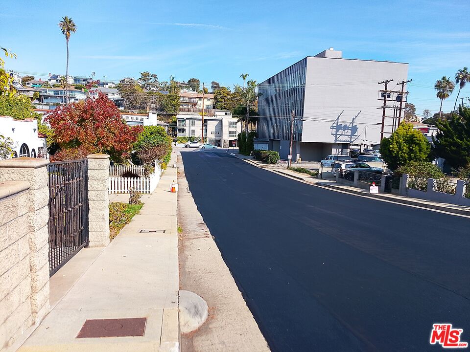 415 Campdell Street Playa del Rey, CA 90293 - Photo 9 of 10 a view of a city from a terrace