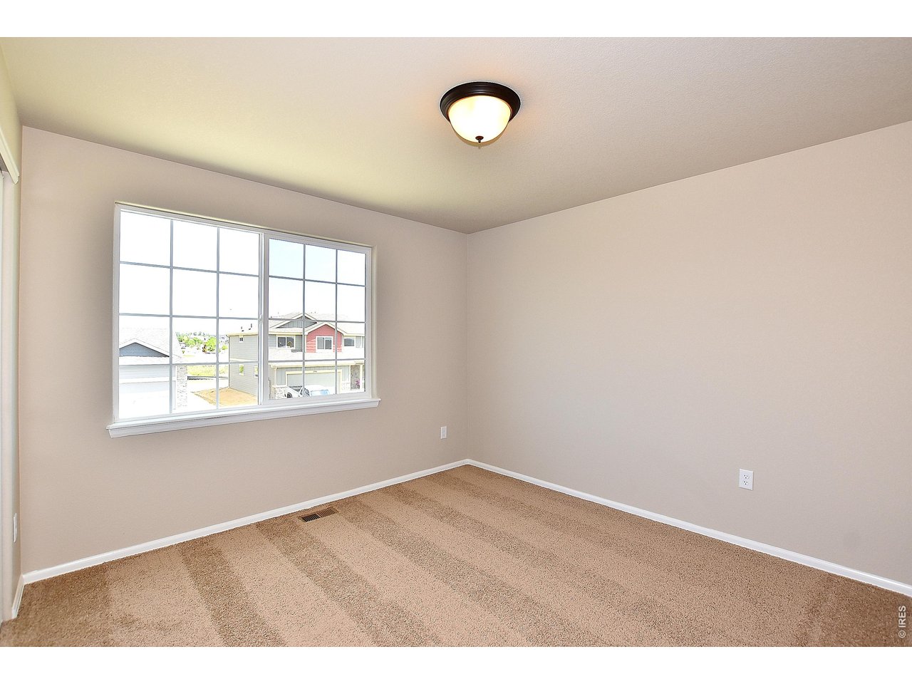 4875 Grapevine Way Johnstown, CO 80534 - Photo 33 of 39