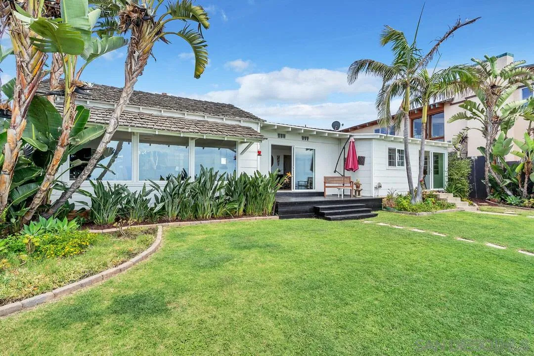 796 Neptune Avenue Encinitas, CA 92024 - Photo 37 of 49 a house view with a garden space