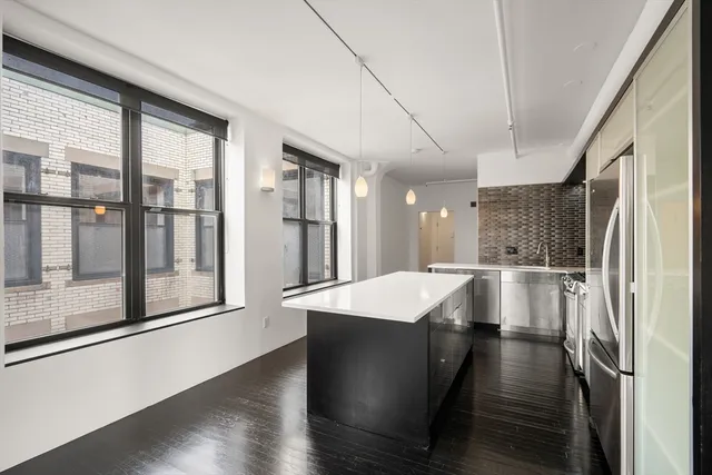 $1,299,000 | 453 Washington Street, Unit 11B, Boston, MA 02111