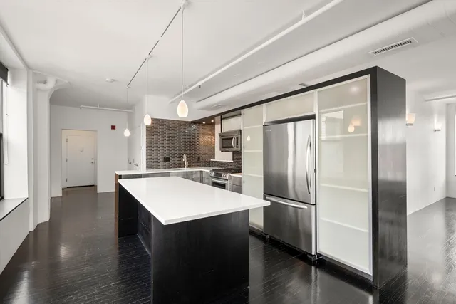 $1,299,000 | 453 Washington Street, Unit 11B, Boston, MA 02111