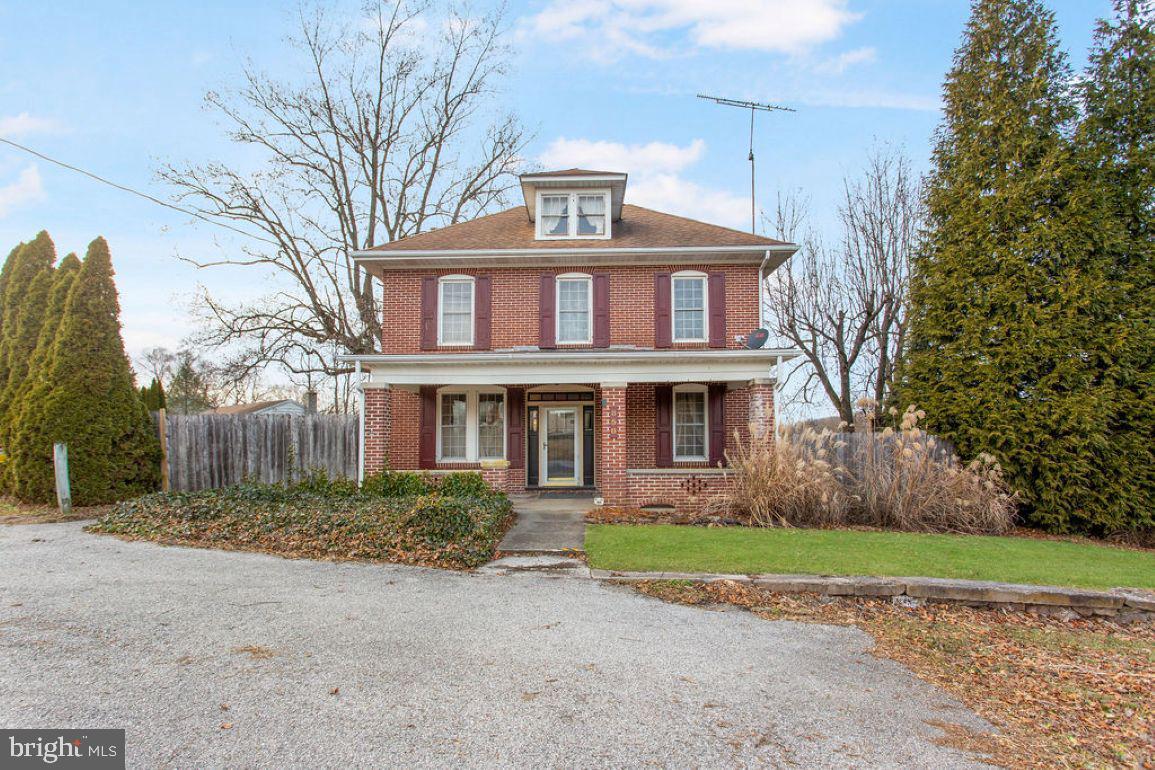 850 Irishtown Road New Oxford, PA 17350 - Photo 1 of 37