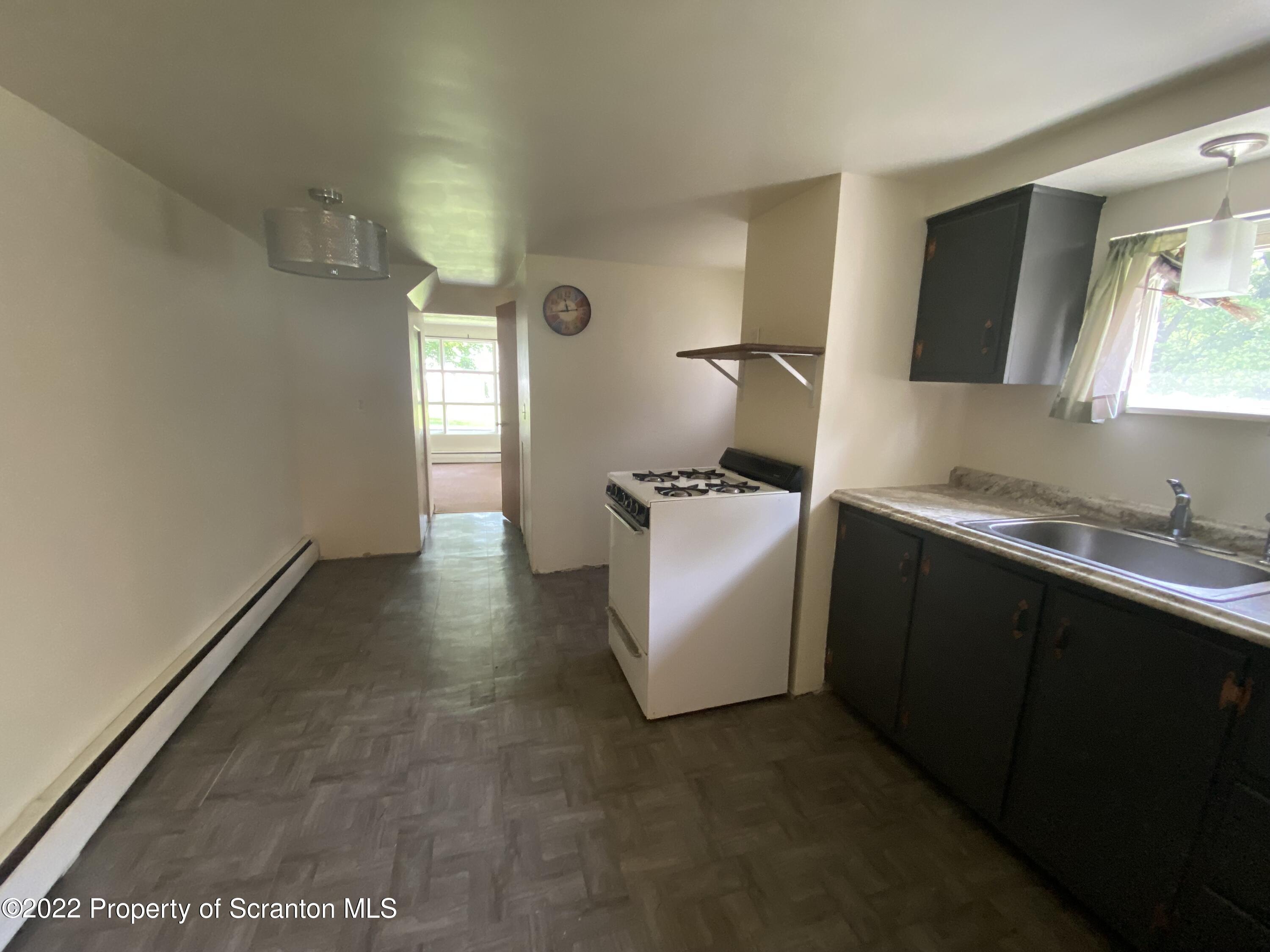 321 Knapp Road Clarks Summit, PA 18411 - Photo 17 of 26 Gallery Image 17
