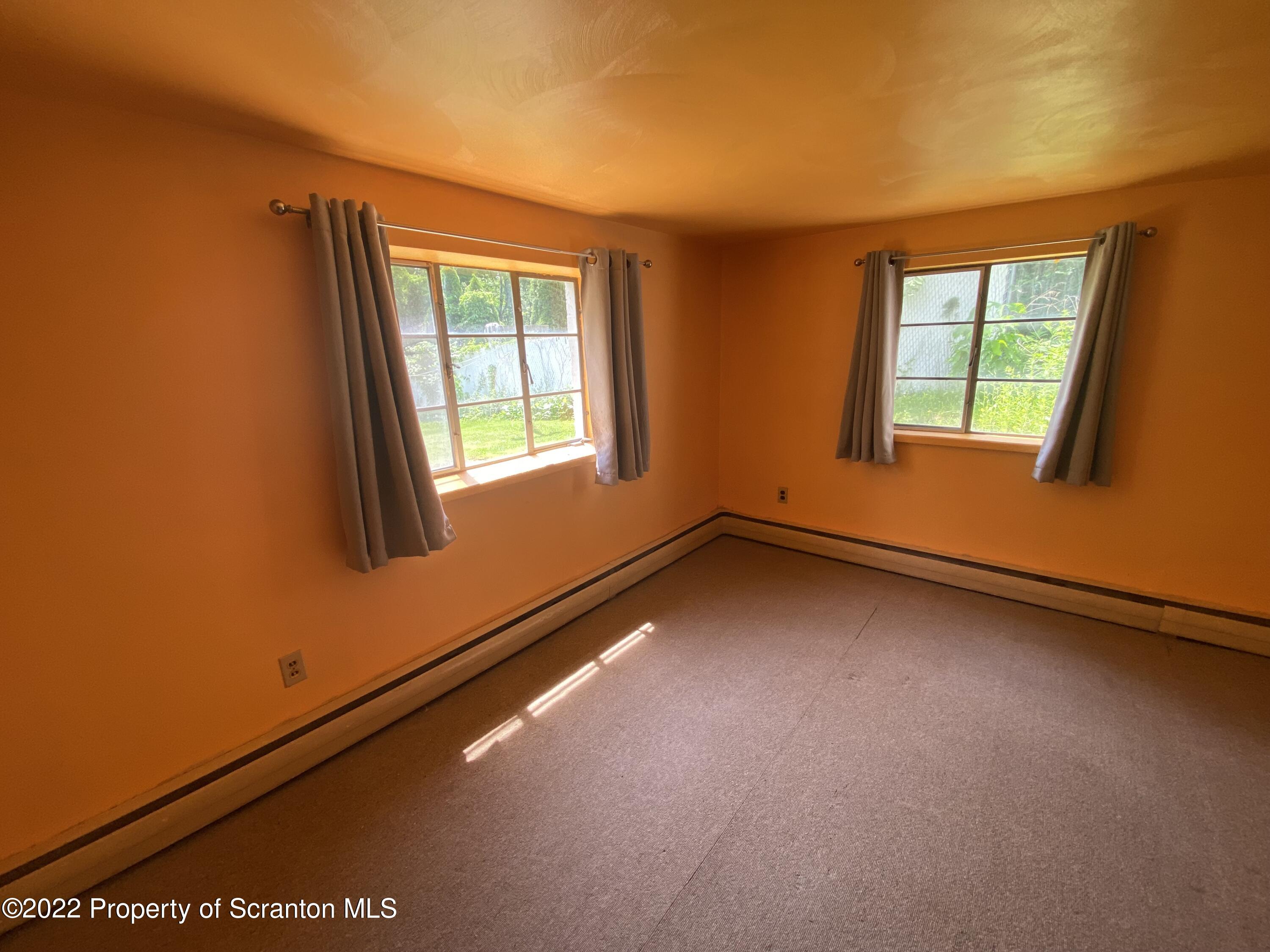 321 Knapp Road Clarks Summit, PA 18411 - Photo 19 of 26 Gallery Image 19