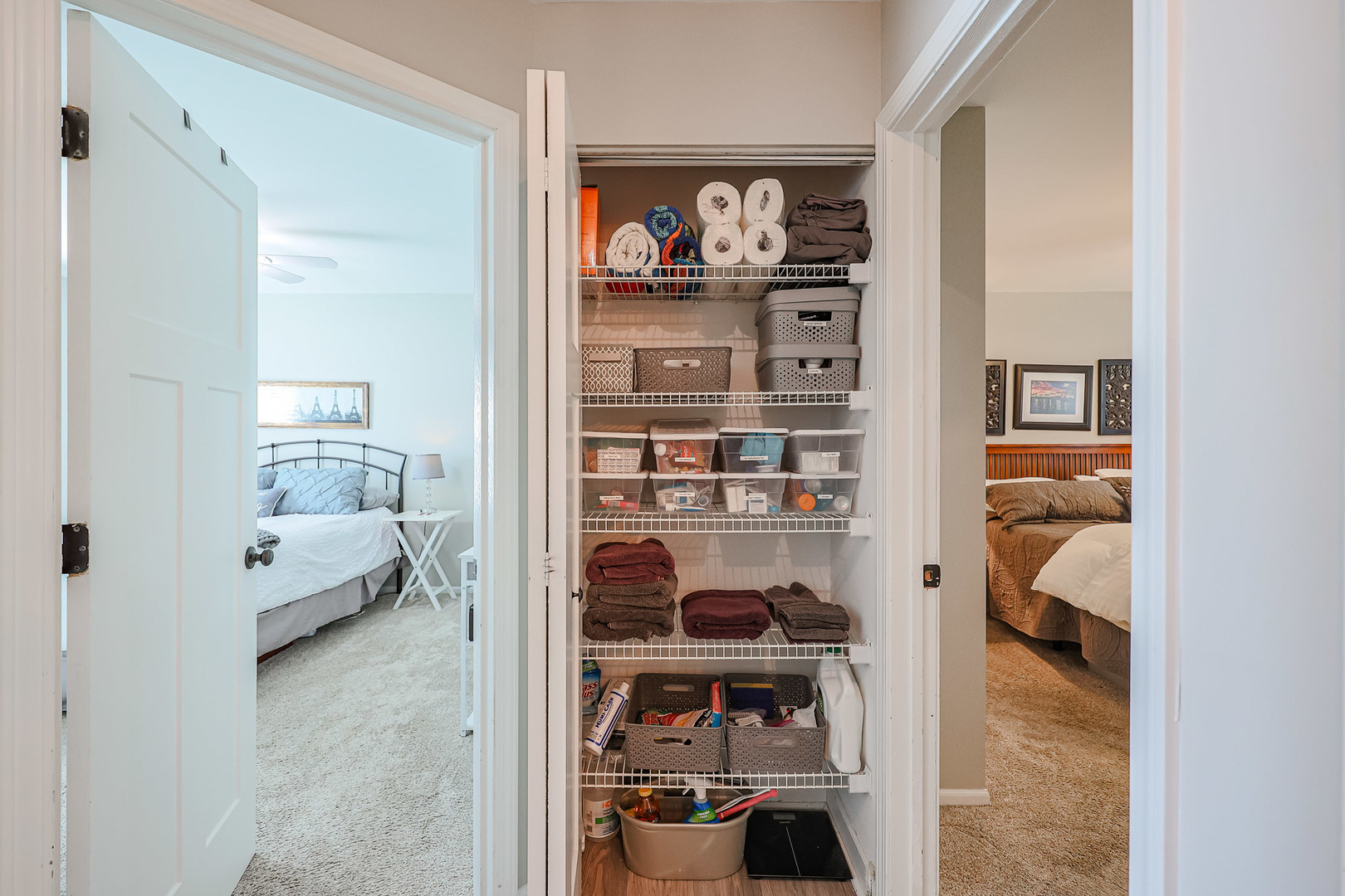 135 Cinderford Drive Oswego, IL 60543 - Photo 24 of 32 a view of a bedroom with workspace and bedroom